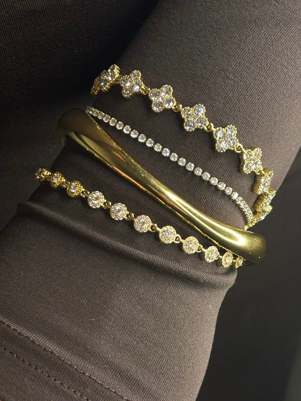 Shiny Clover Armband