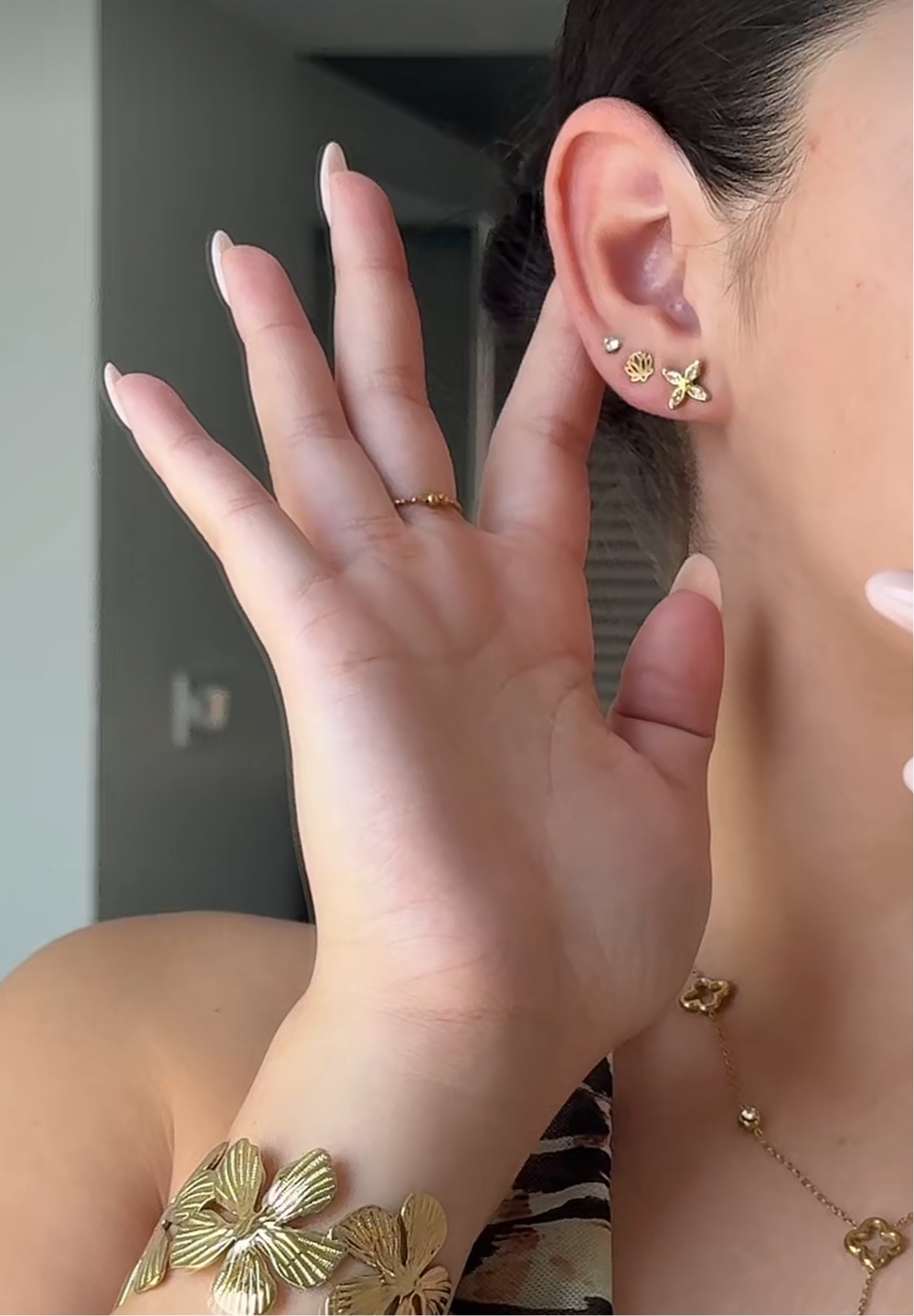 Lotus Studs
