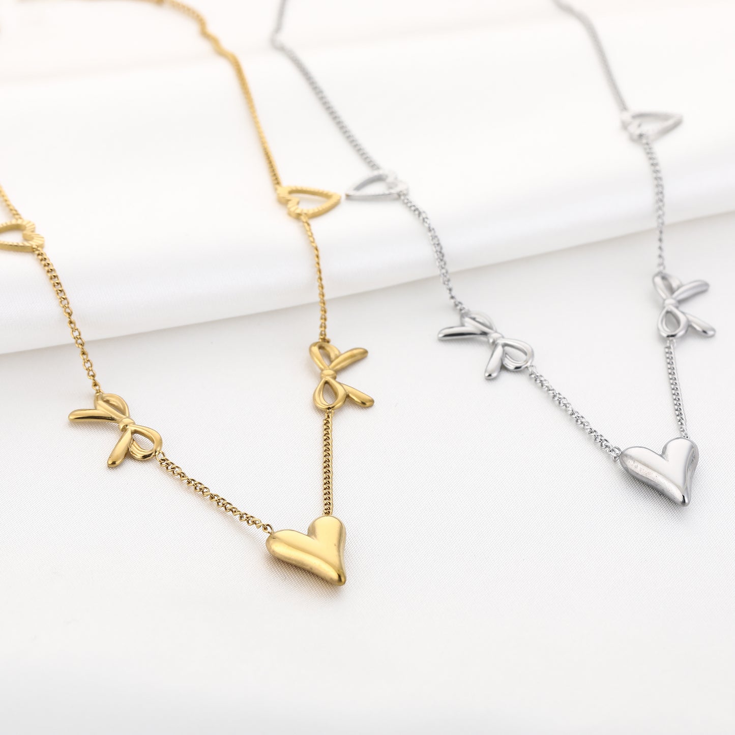 Bow Heart Ketting